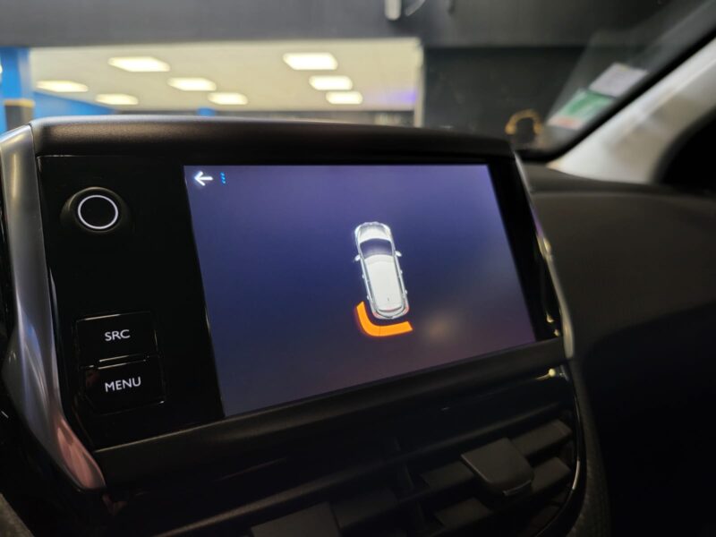 PEUGEOT 208 1.2 THP 110CH ALLURE / GPS + CARPLAY