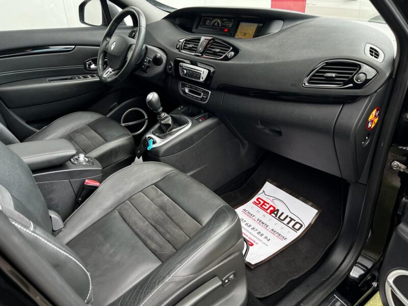 RENAULT SCÉNIC III 2013