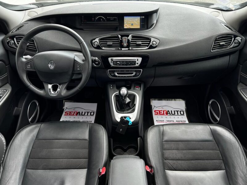 RENAULT SCÉNIC III 2013