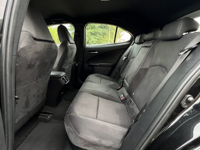 LEXUS UX 250H HYBRID 2.0 VVT-iE 184 Cv BOITE AUTO / APPLE CARPLAY ANDROID CAMERA - Garantie1an