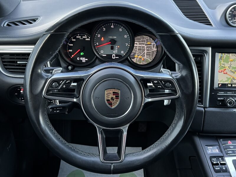 PORSCHE MACAN S 3.0 V6 340 Cv 4x4 TOIT OUVRANT / BOSE ATTELAGE ORIGINE FRANCE - Garantie 6 Mois