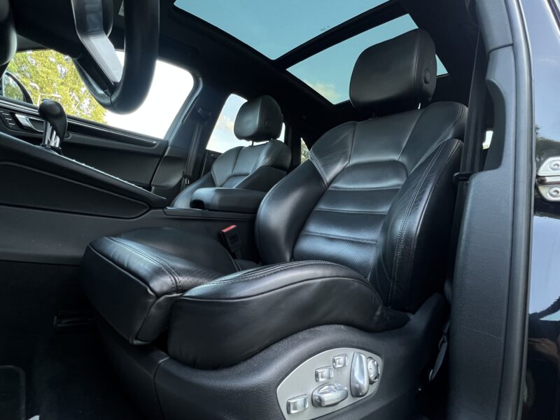 PORSCHE MACAN S 3.0 V6 340 Cv 4x4 TOIT OUVRANT / BOSE ATTELAGE ORIGINE FRANCE - Garantie 6 Mois