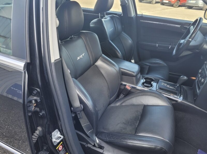 CHRYSLER 300 C SRT DESIGN 3.0 V6 218 Cv ORIGINE FRANCE / BOITE AUTO GPS TOIT OUVRANT - Garanrtie1an