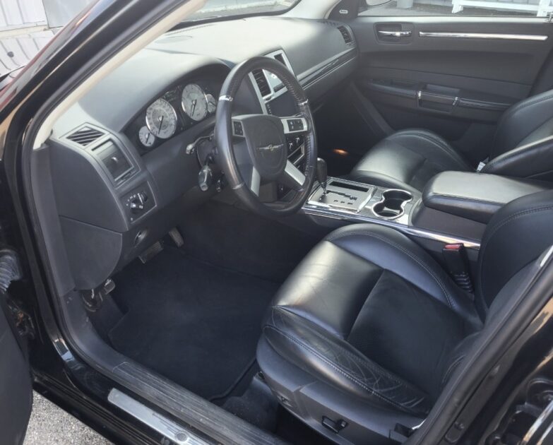 CHRYSLER 300 C SRT DESIGN 3.0 V6 218 Cv ORIGINE FRANCE / BOITE AUTO GPS TOIT OUVRANT - Garanrtie1an