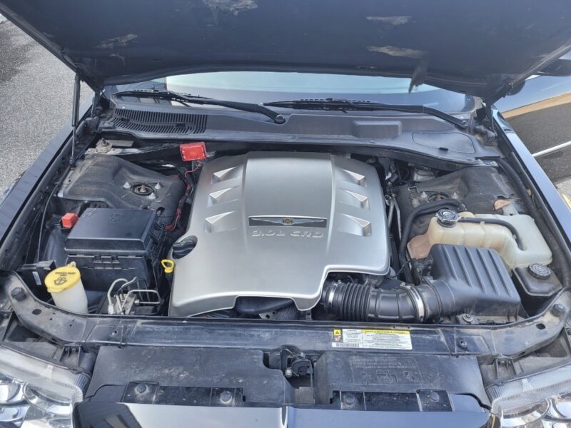 CHRYSLER 300 C SRT DESIGN 3.0 V6 218 Cv ORIGINE FRANCE / BOITE AUTO GPS TOIT OUVRANT - Garanrtie1an