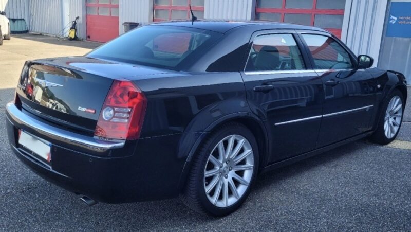 CHRYSLER 300 C SRT DESIGN 3.0 V6 218 Cv ORIGINE FRANCE / BOITE AUTO GPS TOIT OUVRANT - Garanrtie1an