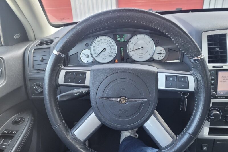 CHRYSLER 300 C SRT DESIGN 3.0 V6 218 Cv ORIGINE FRANCE / BOITE AUTO GPS TOIT OUVRANT - Garanrtie1an