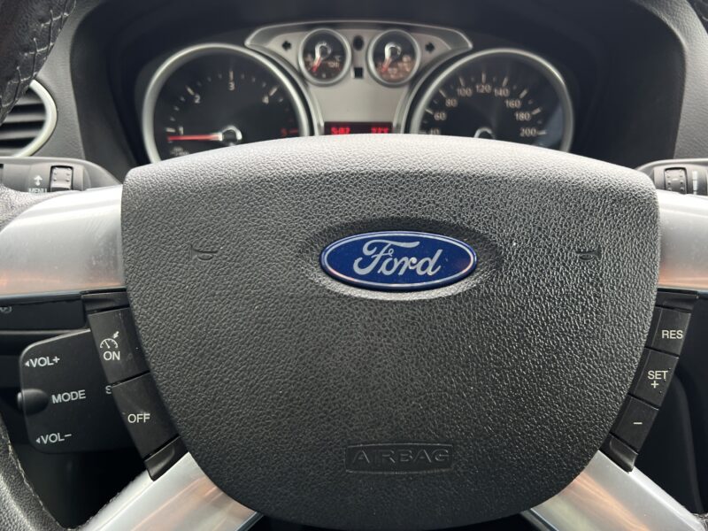 FORD FOCUS II 1.6 TDCI 110 Cv 5 PORTES / TITANIUM ORIGINE FRANCE - Garantie1an