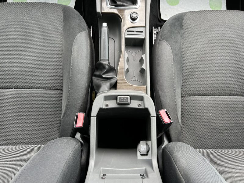 FORD FOCUS II 1.6 TDCI 110 Cv 5 PORTES / TITANIUM ORIGINE FRANCE - Garantie1an