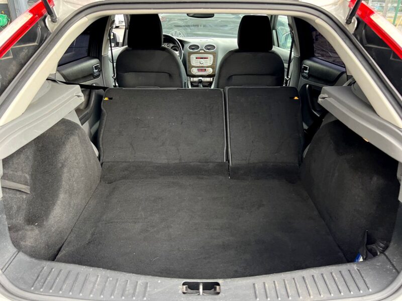 FORD FOCUS II 1.6 TDCI 110 Cv 5 PORTES / TITANIUM ORIGINE FRANCE - Garantie1an