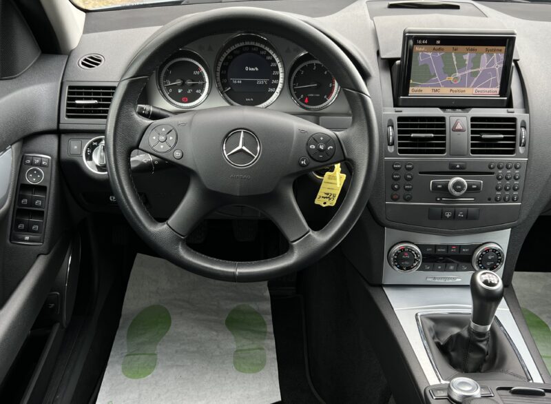 MERCEDES CLASSE C III 220 CDI AVANTGARDE 2.2 170 Cv GPS ATTELAGE BLUETOOTH CRIT AIR 2 - Garantie1an