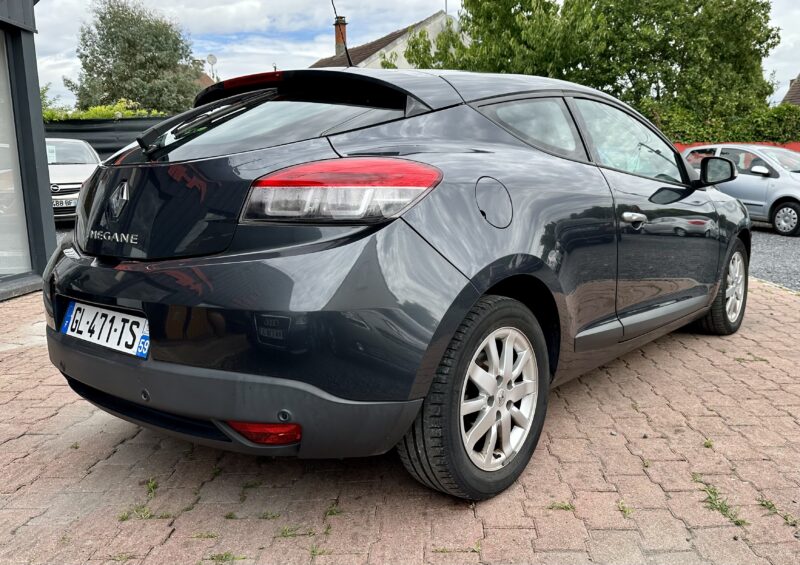 RENAULT MEGANE III Coupé 2009