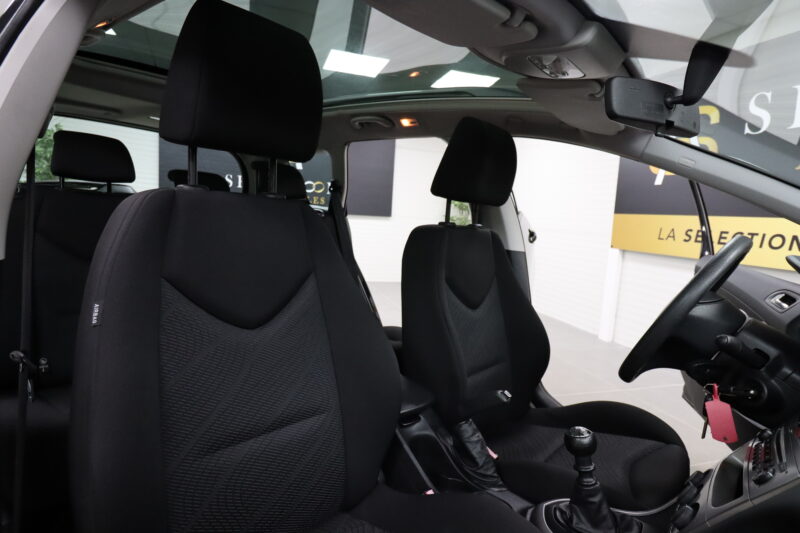 PEUGEOT 308 SW I 2011