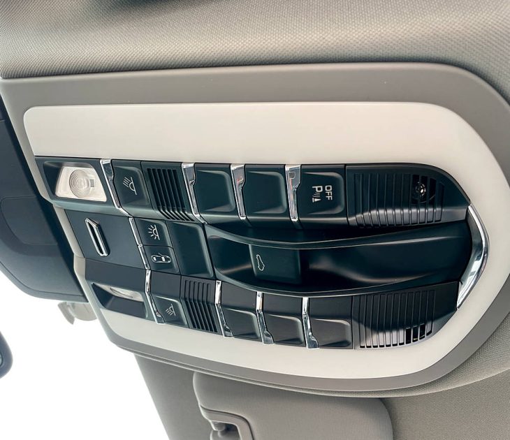 PORSCHE PANAMERA 2012