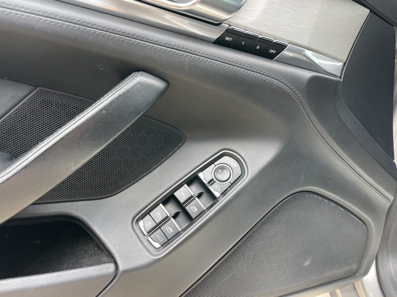 PORSCHE PANAMERA 2012