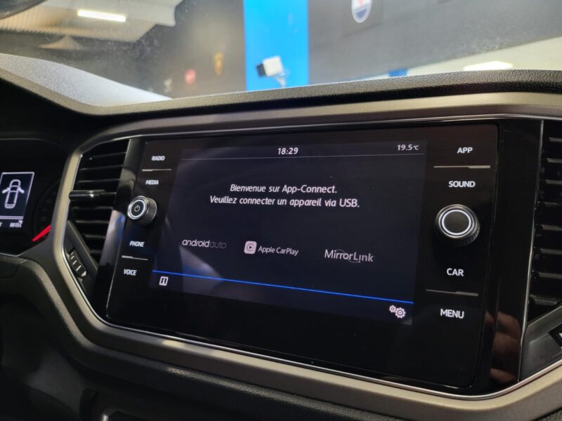 VOLKSWAGEN T-ROC 1.5 TSI 150CH DSG7 LOUNGE / PREMIERE MAIN + CAMERA + FULL LED + CARPLAY