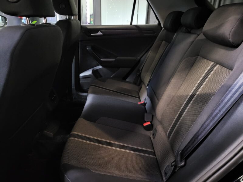 VOLKSWAGEN T-ROC 1.5 TSI 150CH DSG7 LOUNGE / PREMIERE MAIN + CAMERA + FULL LED + CARPLAY