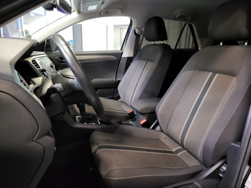 VOLKSWAGEN T-ROC 1.5 TSI 150CH DSG7 LOUNGE / PREMIERE MAIN + CAMERA + FULL LED + CARPLAY