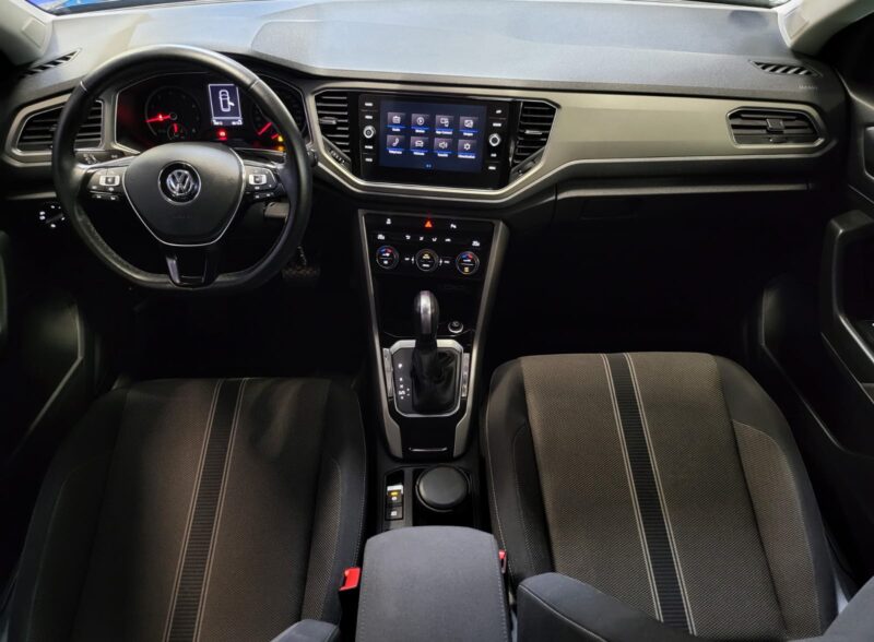 VOLKSWAGEN T-ROC 1.5 TSI 150CH DSG7 LOUNGE / PREMIERE MAIN + CAMERA + FULL LED + CARPLAY