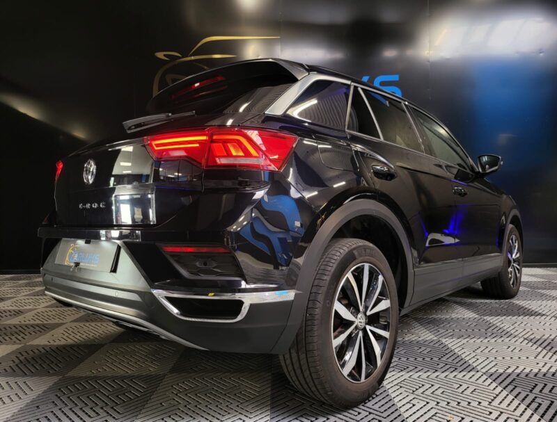 VOLKSWAGEN T-ROC 1.5 TSI 150CH DSG7 LOUNGE / PREMIERE MAIN + CAMERA + FULL LED + CARPLAY
