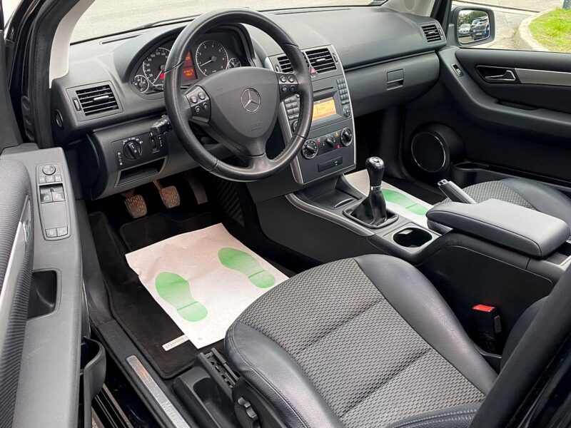 MERCEDES CLASSE A 160 II PHASE 2 1.5 95 CV TOIT OUVRANT / BLUETOOTH CRIT AIR 1 - Garantie1an