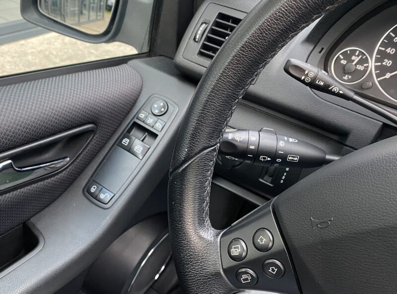 MERCEDES CLASSE A 160 II PHASE 2 1.5 95 CV TOIT OUVRANT / BLUETOOTH CRIT AIR 1 - Garantie1an