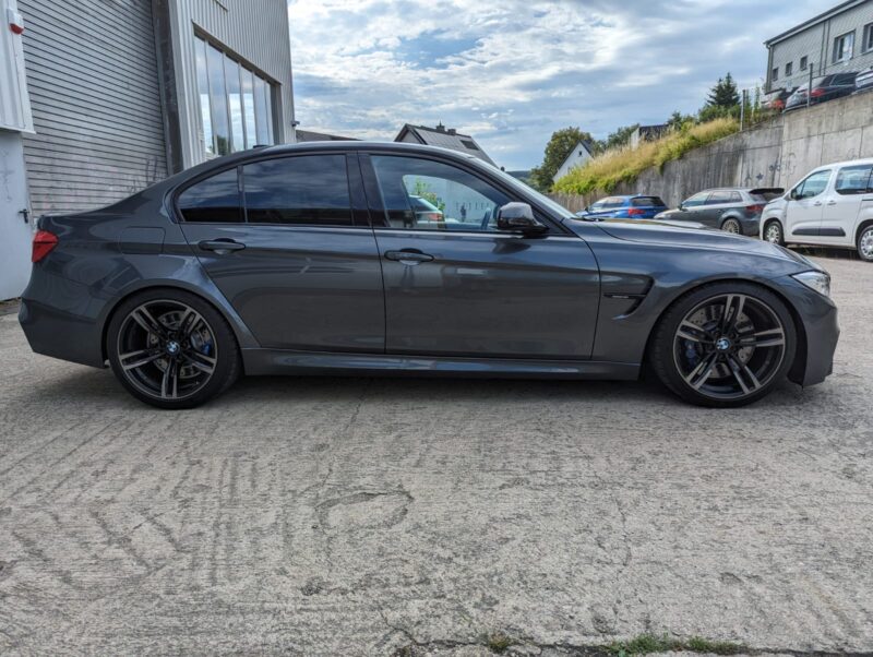 BMW  M3  F80  431 cv  DKG 