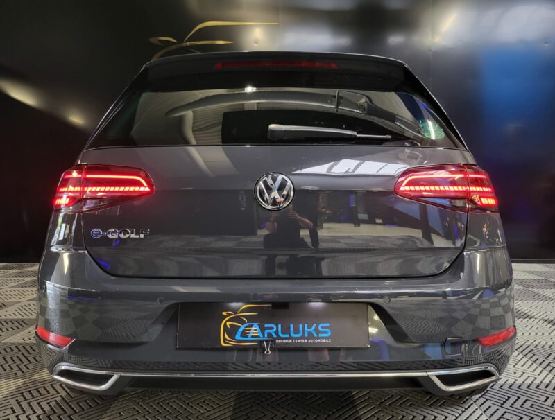 VOLKSWAGEN E-GOLF 136cv VIRTUAL COCKPIT / APPLE CARPLAY / JANTES 18 / SIEGES CHAUFFANTS