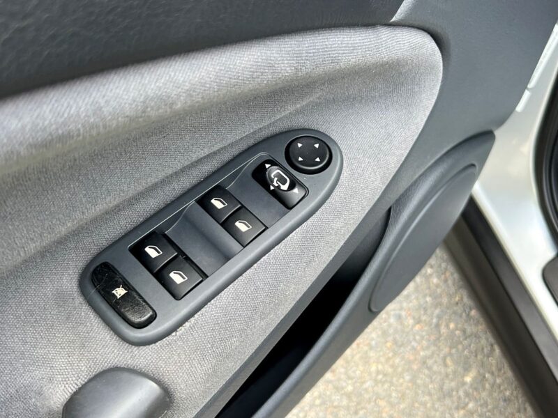 CITROEN C5 2.0 HDi 110 Cv 1ERE MAIN / 51 800 Kms Réels ORIGINE FRANCE - Garantie1an