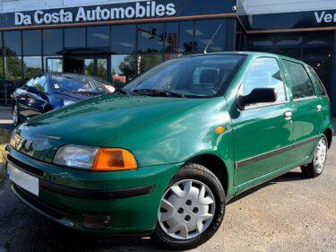 FIAT PUNTO 1.2 60 Cv 1ERE MAIN / BOITE AUTOMATIQUE CLIMATISATION 25 700 Kms Réels - Garantie1an