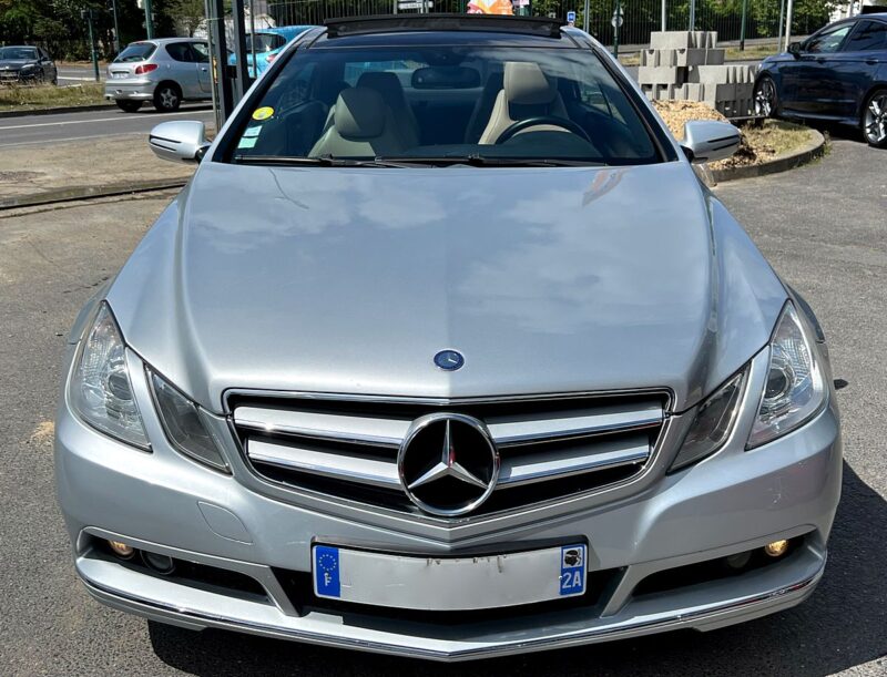 MERCEDES CLASSE E COUPE 4 IV 250 CDI 2.2 BLUEEFFICIENCY 204 CV TOIT OUVRANT CUIR GPS - Garantie1an