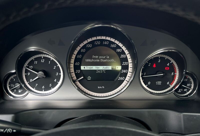 MERCEDES CLASSE E COUPE 4 IV 250 CDI 2.2 BLUEEFFICIENCY 204 CV TOIT OUVRANT CUIR GPS - Garantie1an