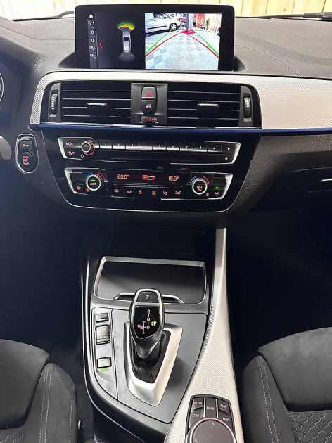 BMW Série 1 M140i A xDrive 340ch m 14