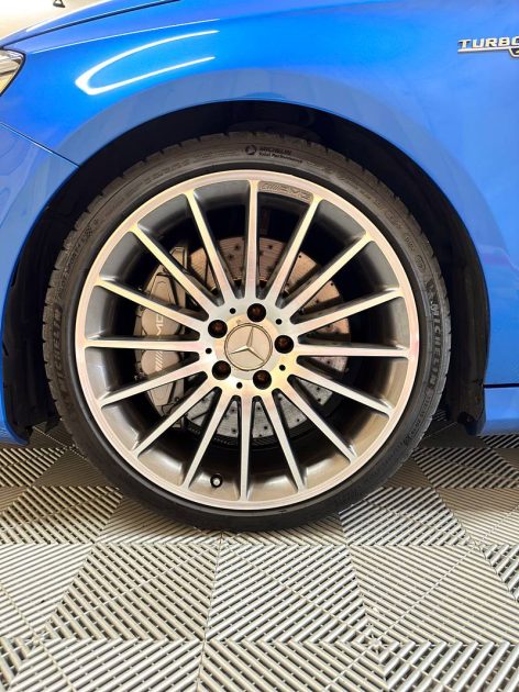 Mercedes A45 AMG 381 Performance