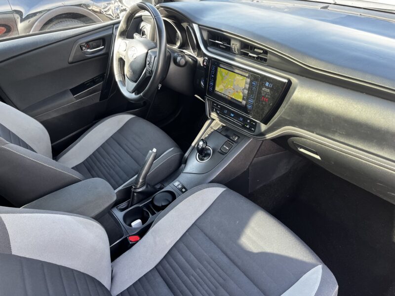 TOYOTA AURIS Break 2018