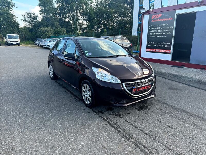 PEUGEOT 208 I 2013