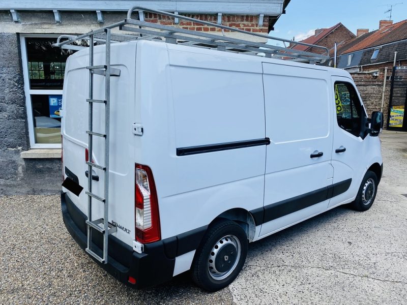 RENAULT MASTER III Camionnette 2019