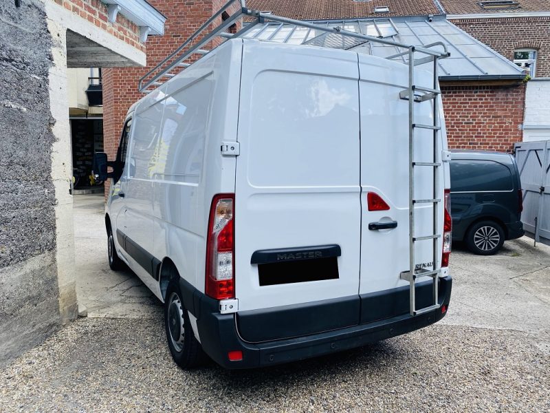 RENAULT MASTER III Camionnette 2019