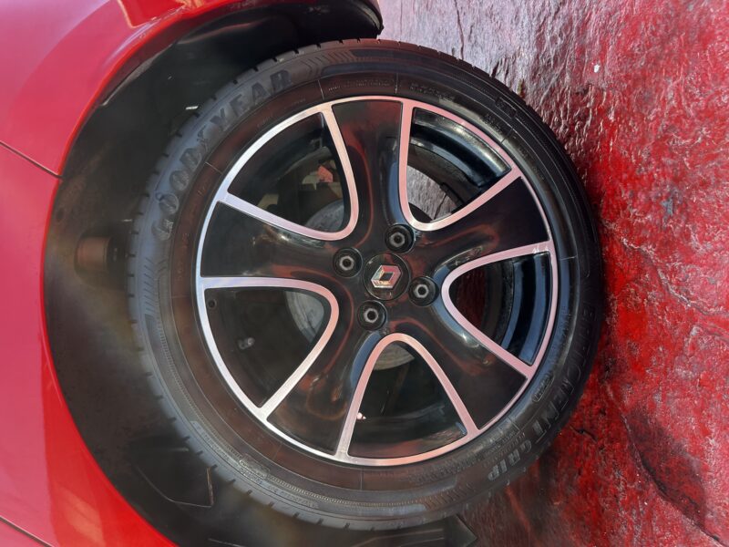 RENAULT CLIO IV 2013