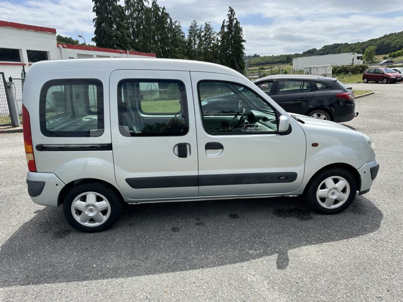 RENAULT KANGOO 2004