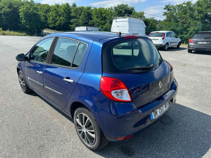 RENAULT CLIO III 2009