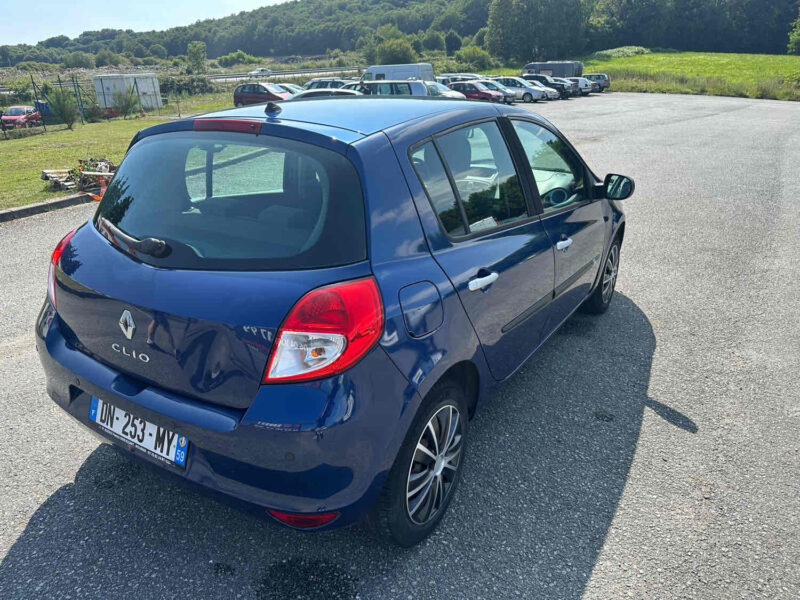 RENAULT CLIO III 2009