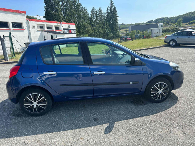RENAULT CLIO III 2009
