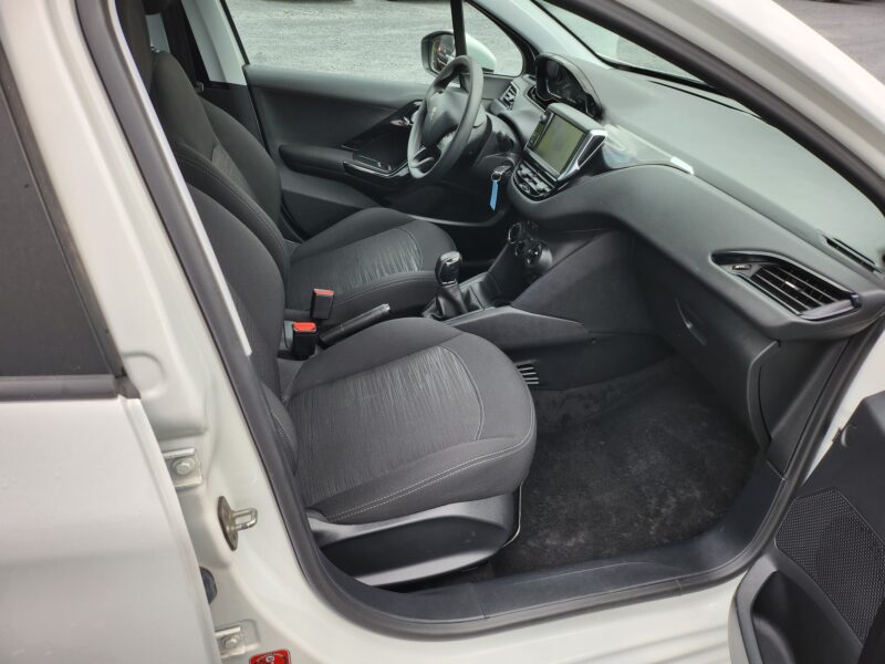 PEUGEOT 208 HDI 100CV 2016 109000 KM 