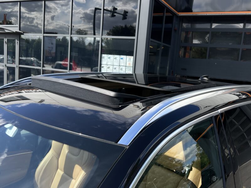 VOLVO XC90 II D5 2.0 225 Cv INSCRIPTION LUXE / 7 PLACES 4x4 1ERE MAIN 44 100 Kms - Garantie1an