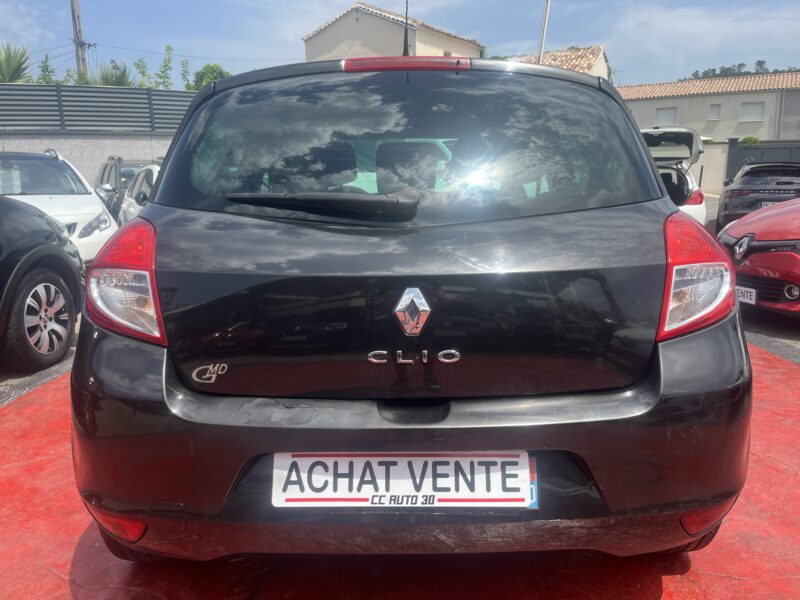 RENAULT CLIO III 2010