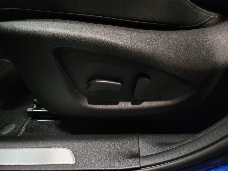 RENAULT KADJAR 1.3 TCe 140cv Black Edition 2500kms EDC7 // CAMERA DE RECUL/SIEGES CHAUFFANTS/SONO BO