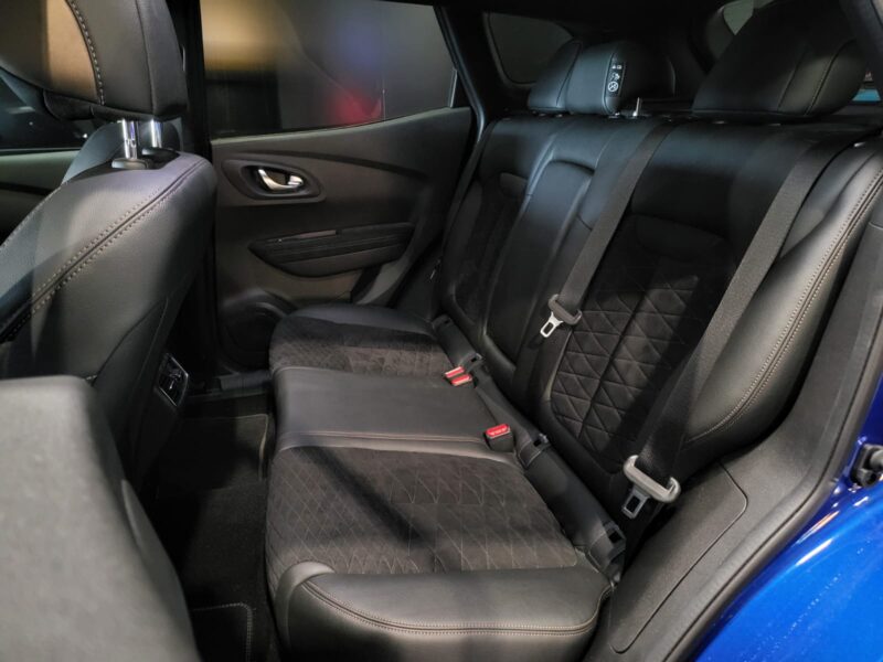 RENAULT KADJAR 1.3 TCe 140cv Black Edition 2500kms EDC7 // CAMERA DE RECUL/SIEGES CHAUFFANTS/SONO BO