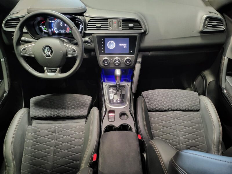 RENAULT KADJAR 1.3 TCe 140cv Black Edition 2500kms EDC7 // CAMERA DE RECUL/SIEGES CHAUFFANTS/SONO BO