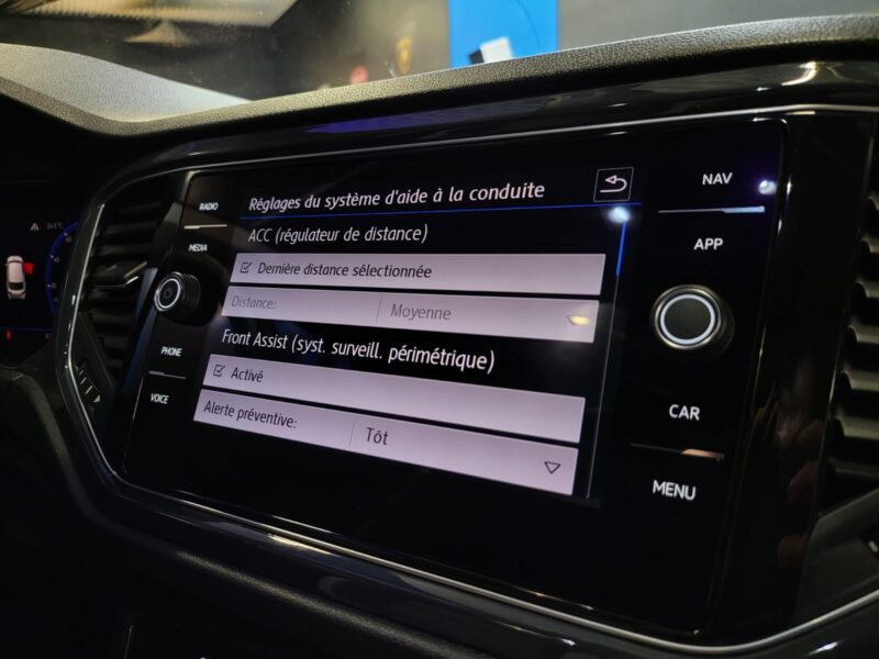 VOLKSWAGEN T-ROC 2.0 TDi 150cv 4-MOTION 4x4 CARAT EXCLUSIVE DSG7 TOIT OUVRANT / VIRTUAL COCKPIT / CA